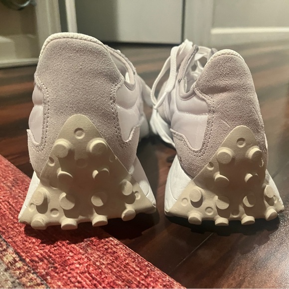 New Balance 327 - Kith colorway - Picture 2 of 5